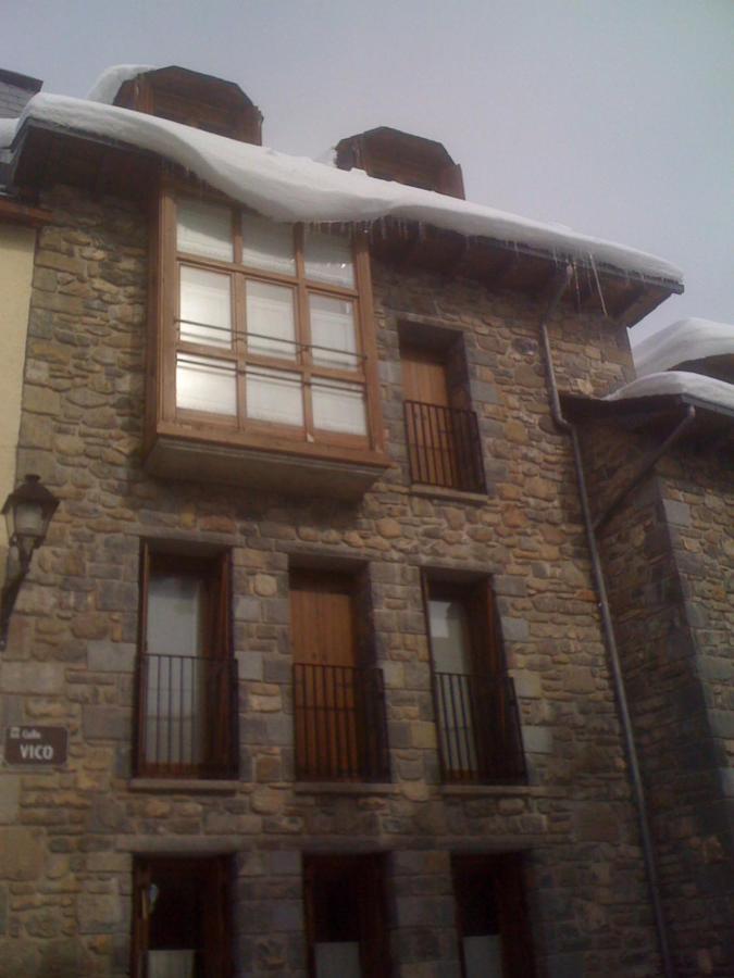 Coqueto Atico En Sallent De Gallego Exterior photo
